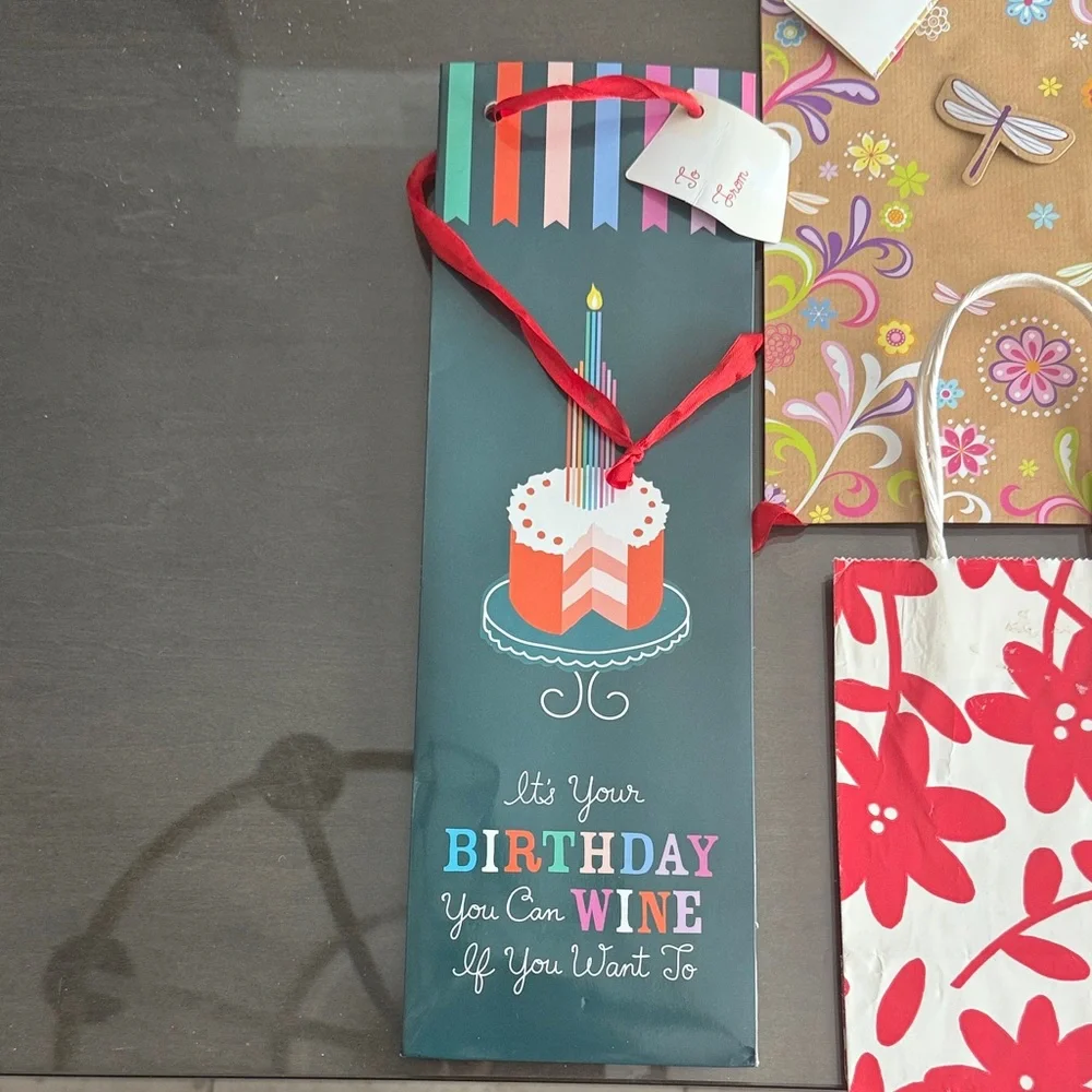Colorful Gift Bags for Parties ( total of 6)